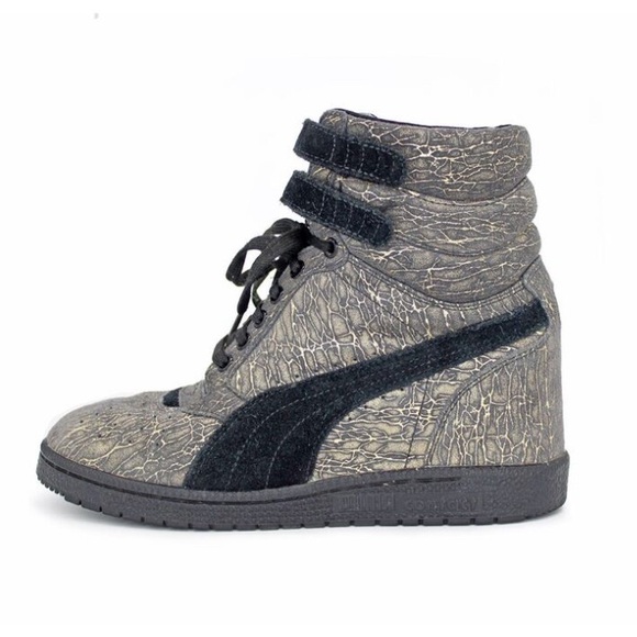 Puma Sky High Wedge Black Gold  Suede Sneaker Size 7.5 US - Picture 10 of 12